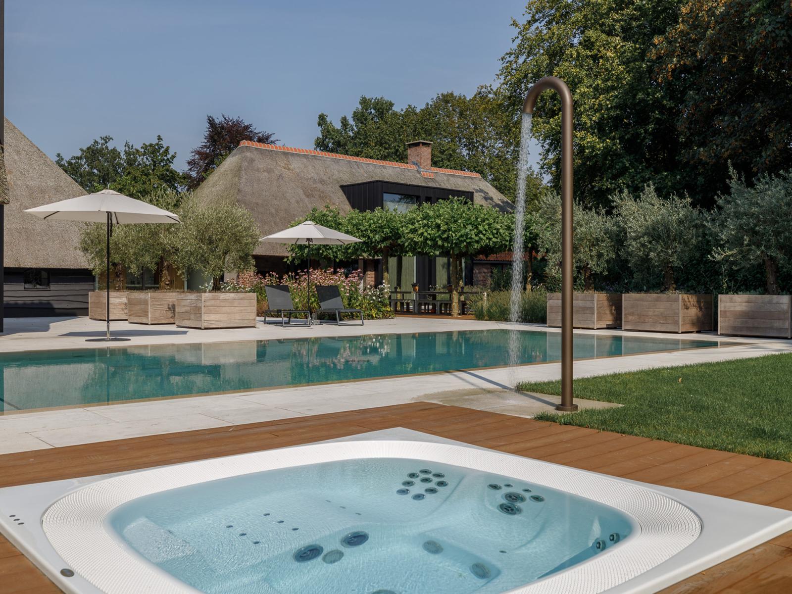 buitenzwembad-en-spa_2